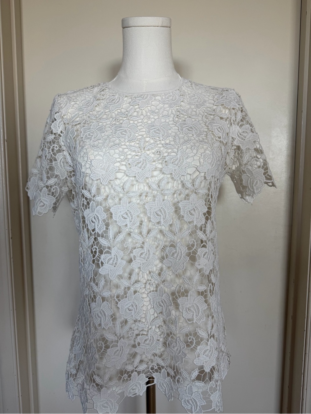Zara Basic White Floral Lace Short Sleeve Blouse Size M